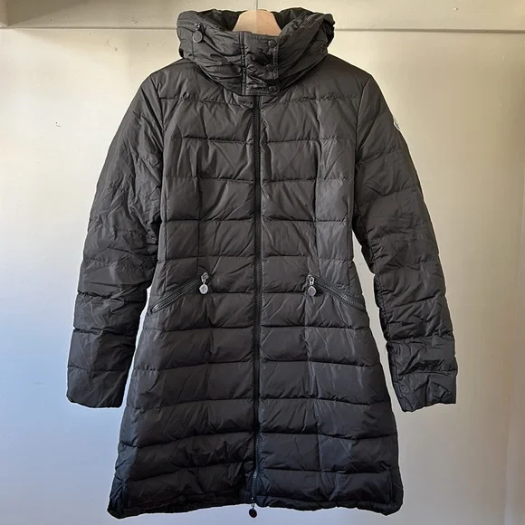Moncler Flamme goose down stowable hood funnel neck quilted puffer